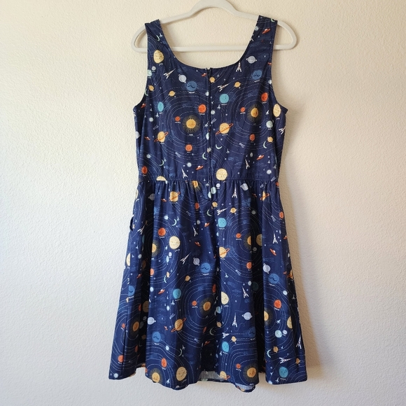 Retrolicious Space-Themed Sleeveless Dress XL NWT - Picture 3 of 8